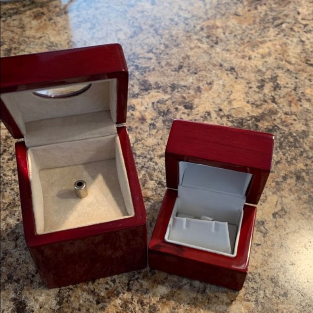 Jewelry boxes - Picture 3 of 7